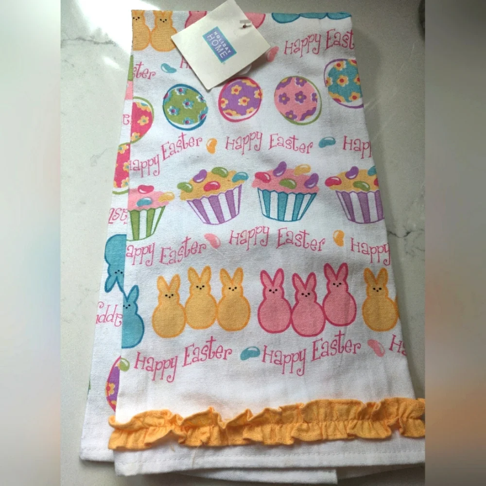 Vintage crystal basket with bonus Easter towels.